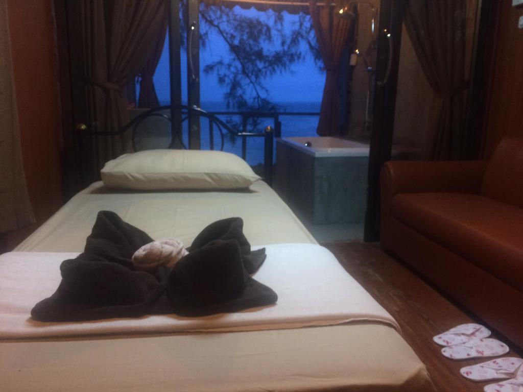 L.J.Guesthouse Ko Pha Ngan Ngoại thất bức ảnh